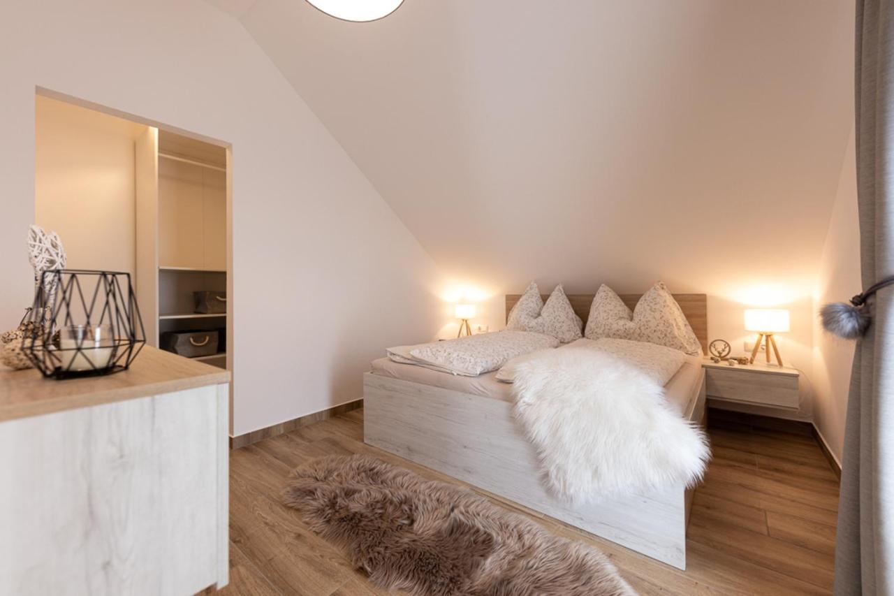 Landhofmuehle Apartment Eltendorf ภายนอก รูปภาพ